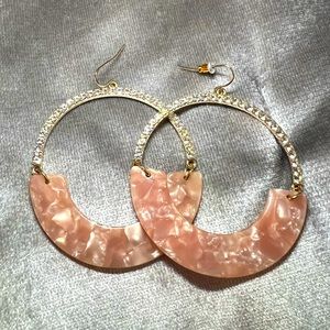 pink/gold hop earrings